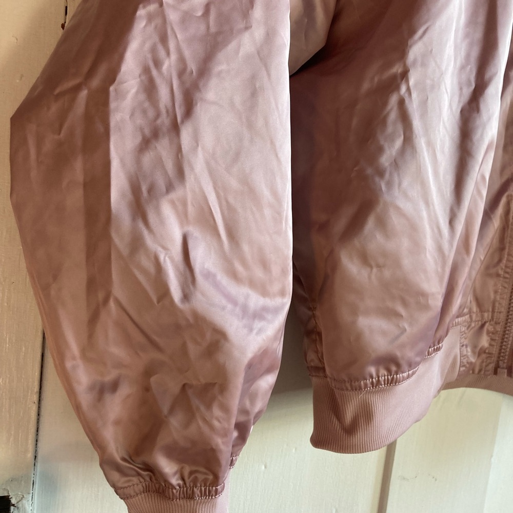 Fabletics Reversible EVA Bomber Jacket Blush Pink… - image 6